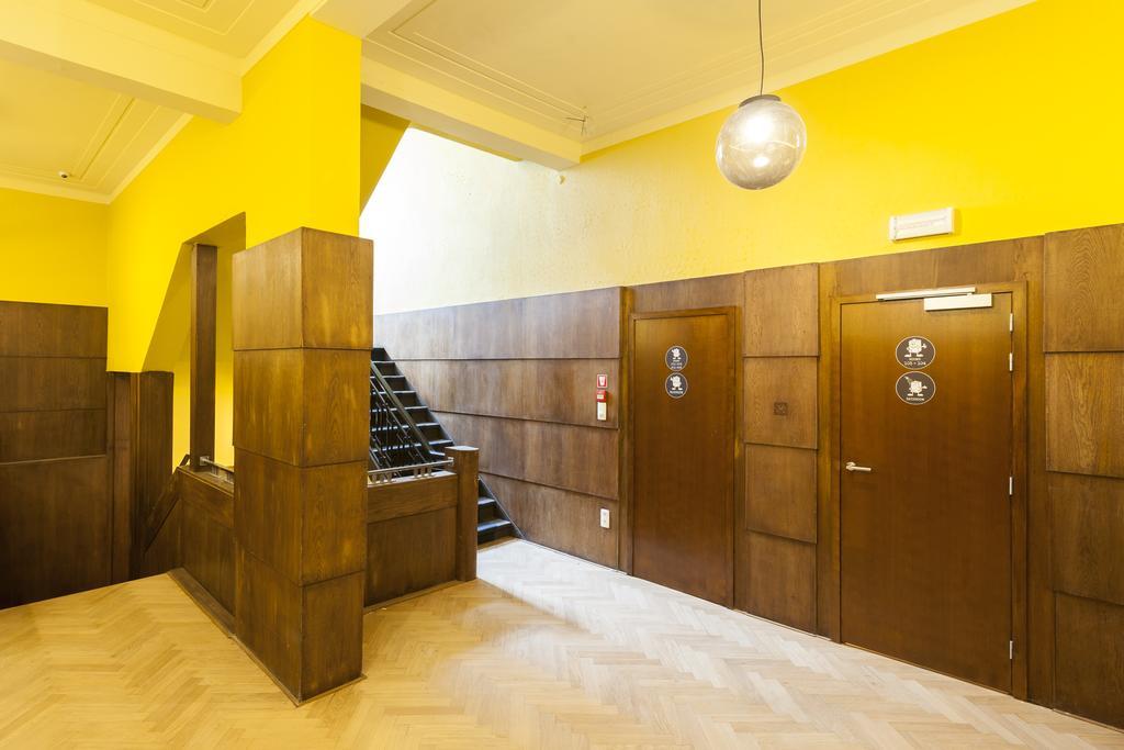 Backstay Hostel Gent Exteriör bild
